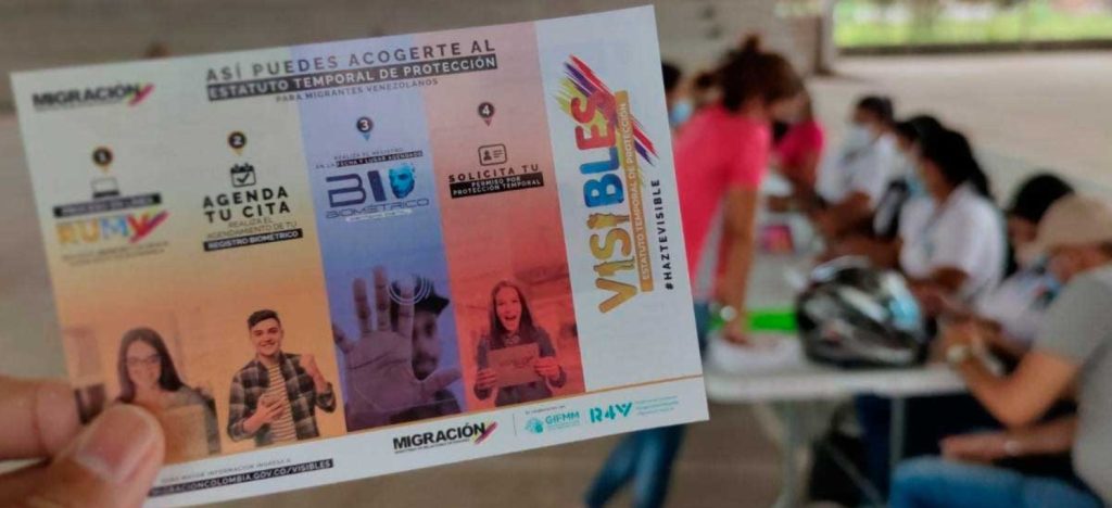 Migrantes venezolanos en Colombia todavía enfrentan barreras pese al Estatuto Temporal de Protección