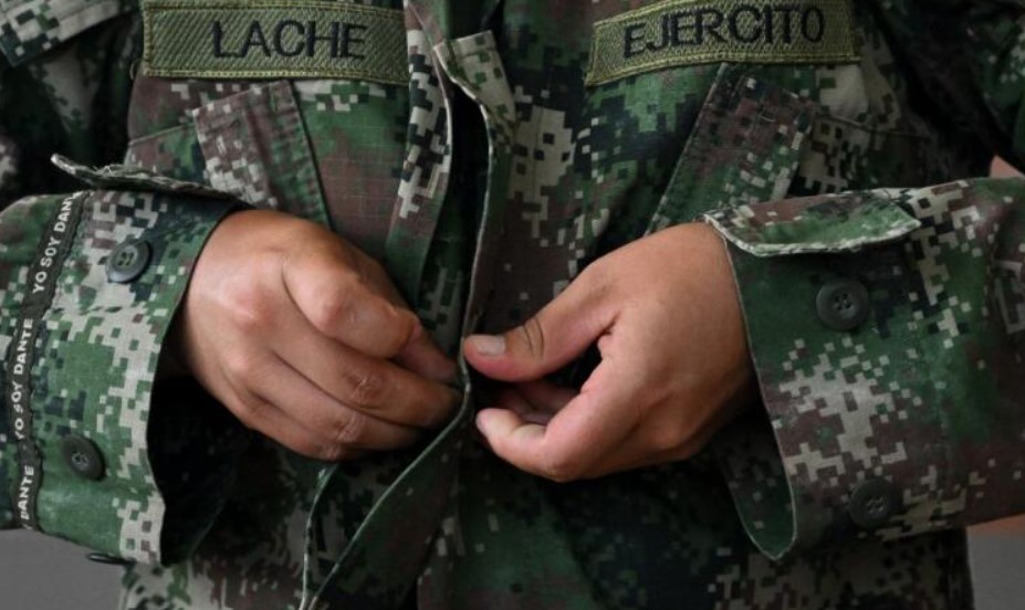 Polémica por retiro de generales del Ejército Nacional y supuesta influencia de guerrillas en la selección de mandos