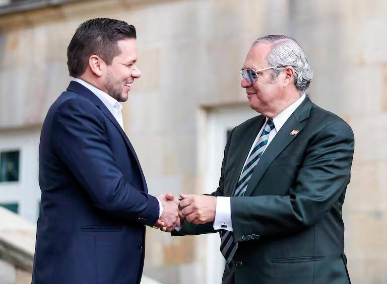 El presidente de Senado, Iván Name, junto al presidente de la Cámara de Representantes, Andres David Calle. (Colprensa - John Paz ) / jhon Paz