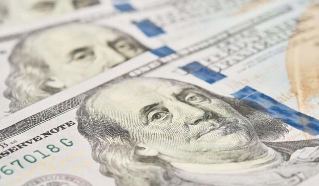 Dólar en Colombia cayó de los $3.890 y alcanzó su nivel más bajo en más de un año