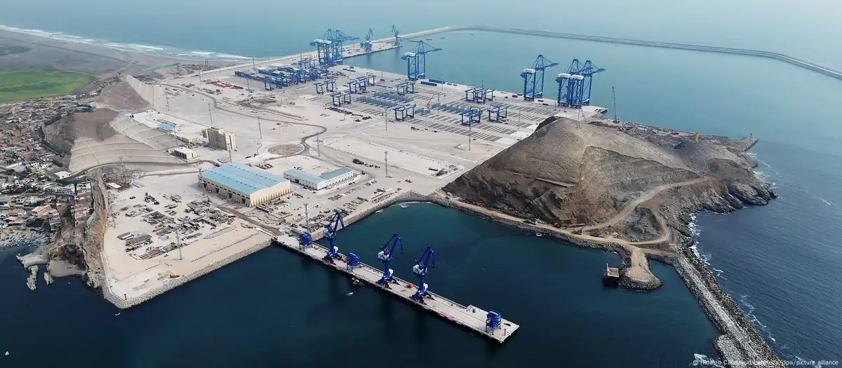 El megapuerto de Chancay Foto: Hidalgo Calatayud Espinoza/dpa/picture alliance