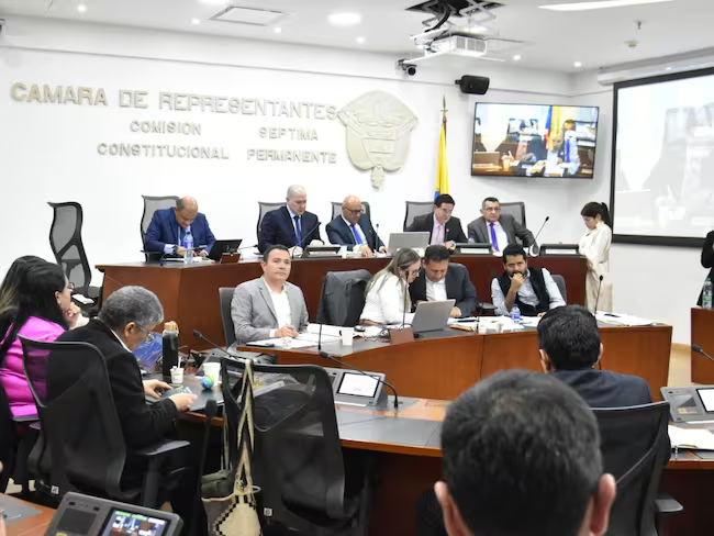 Comisión Séptima de Cámara aprobó en primer debate la reforma a la salud de Gobierno Petro. Foto: wradio