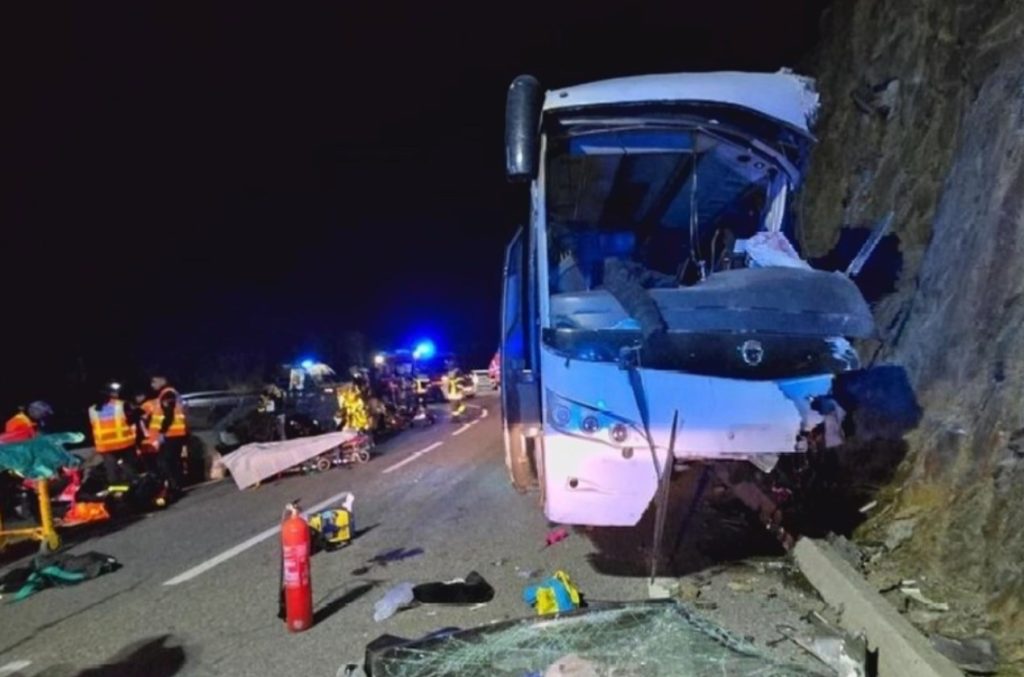 32 colombianos heridos en grave accidente en Francia