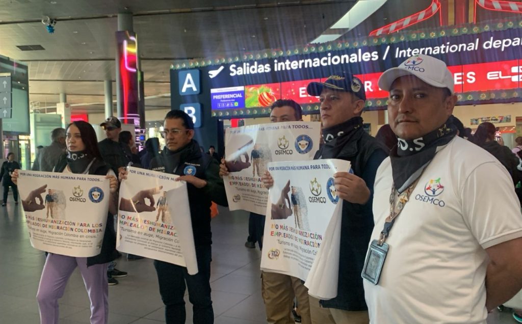 En aeropuertos comienza a sentirse efecto del paro de funcionarios de Migración Colombia