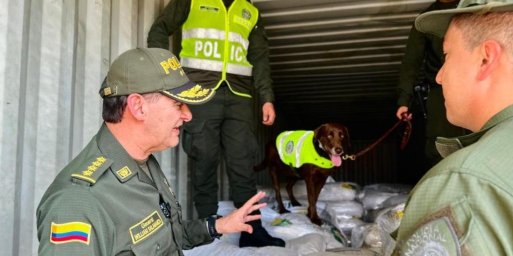 Incautación histórica de 8,2 toneladas de cocaína en el puerto de Buenaventura