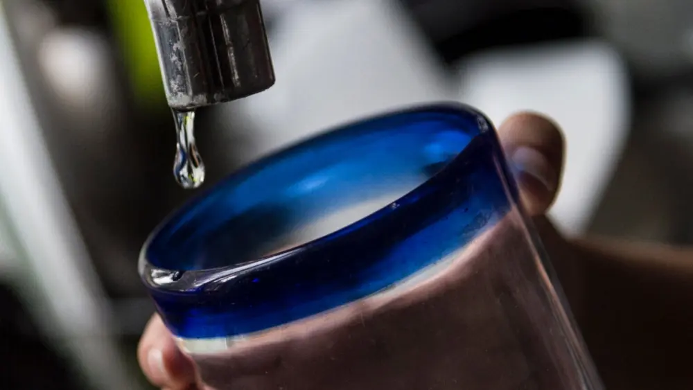 Los nueve sectores de la capital retomarán el calendario de racionamiento previamente establecido Foto: AFP