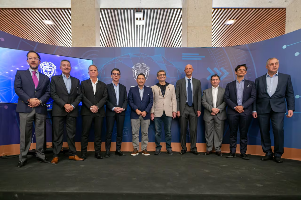 WOM Colombia fue adquirida por SUR Holdings. MinTIC, Mauricio Lizcano, dijo que papel del Gobierno fue crucial. | Foto: Ministerio de las Tecnologías de la Información y las Comunicaciones