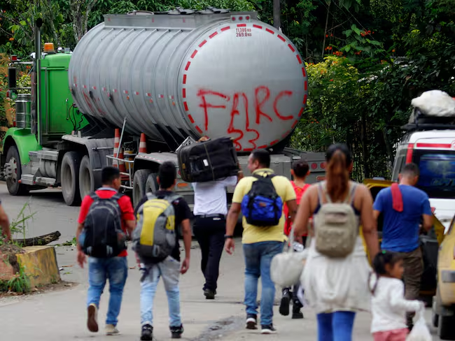 Gobierno descarta emergencia económica para atender crisis humanitaria en el Catatumbo / Mario Caicedo (EFE)