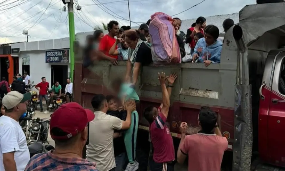 Desplazamiento masivo hacía Cúcuta, Tibú y Ocaña. Foto: bluradio