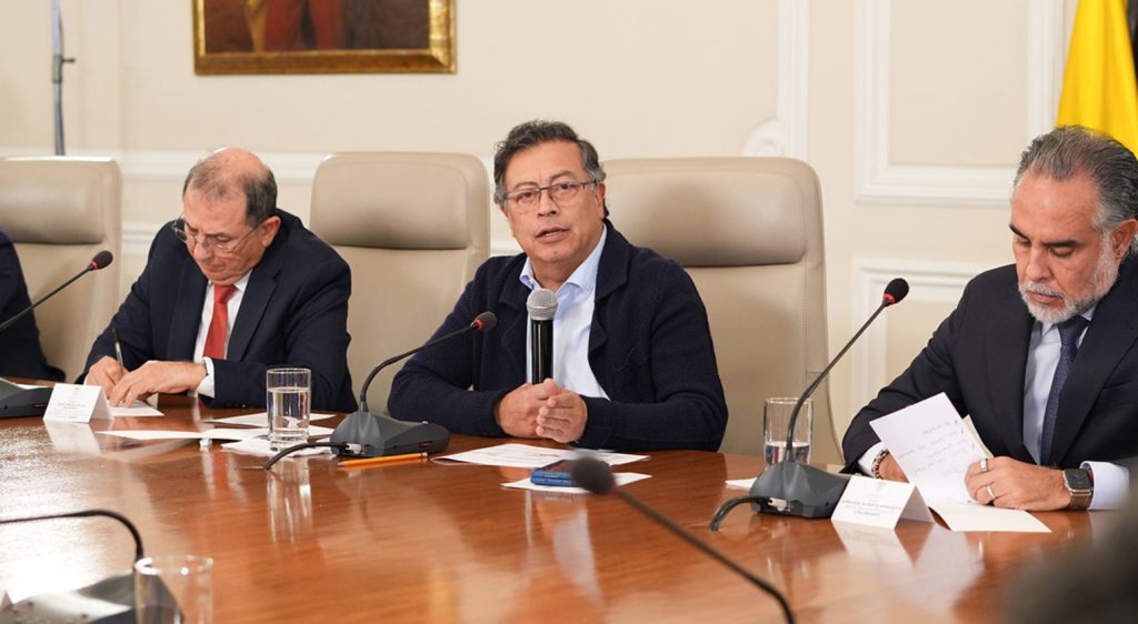 Así fue como la reunión de ministros en Casa de Nariño se convirtió en un reality show