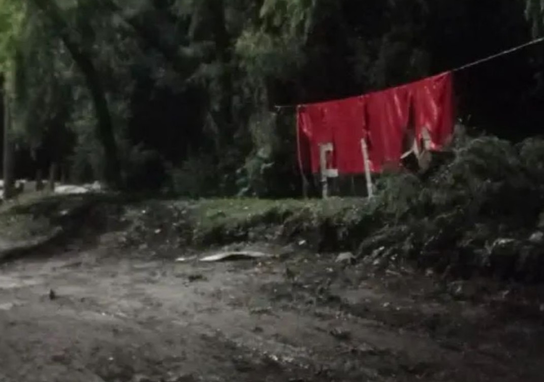 Hallaron bandera del ELN en la Autopista Norte de Bogotá y generó alerta de seguridad