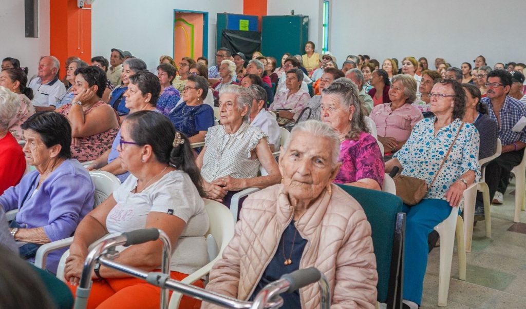 Estos son los cambios que sufrirá el programa Colombia Mayor este 2025