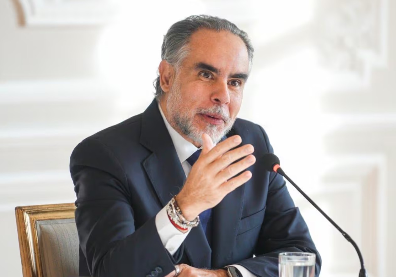 Armando Benedetti fue nombrado nuevo ministro del Interior en Colombia