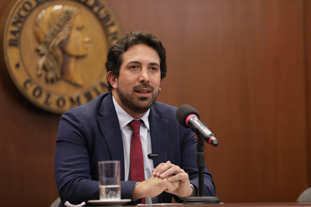 El ministro de Hacienda, Diego Guevara Foto: minhacienda