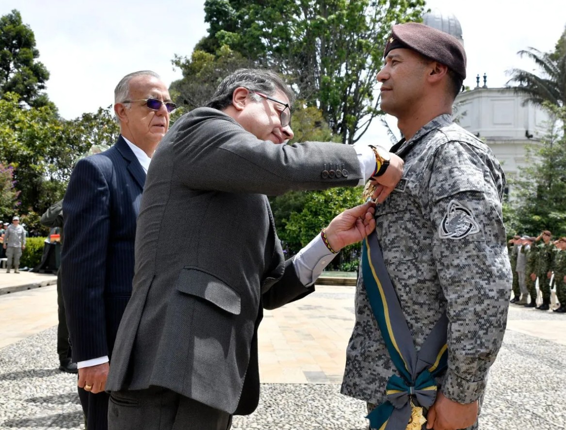 Revelan informe sobre fallas en operativo militar contra el Clan del Golfo