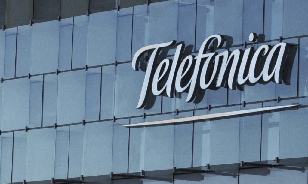 Telefónica vende su participación en Colombia Telecomunicaciones a Millicom