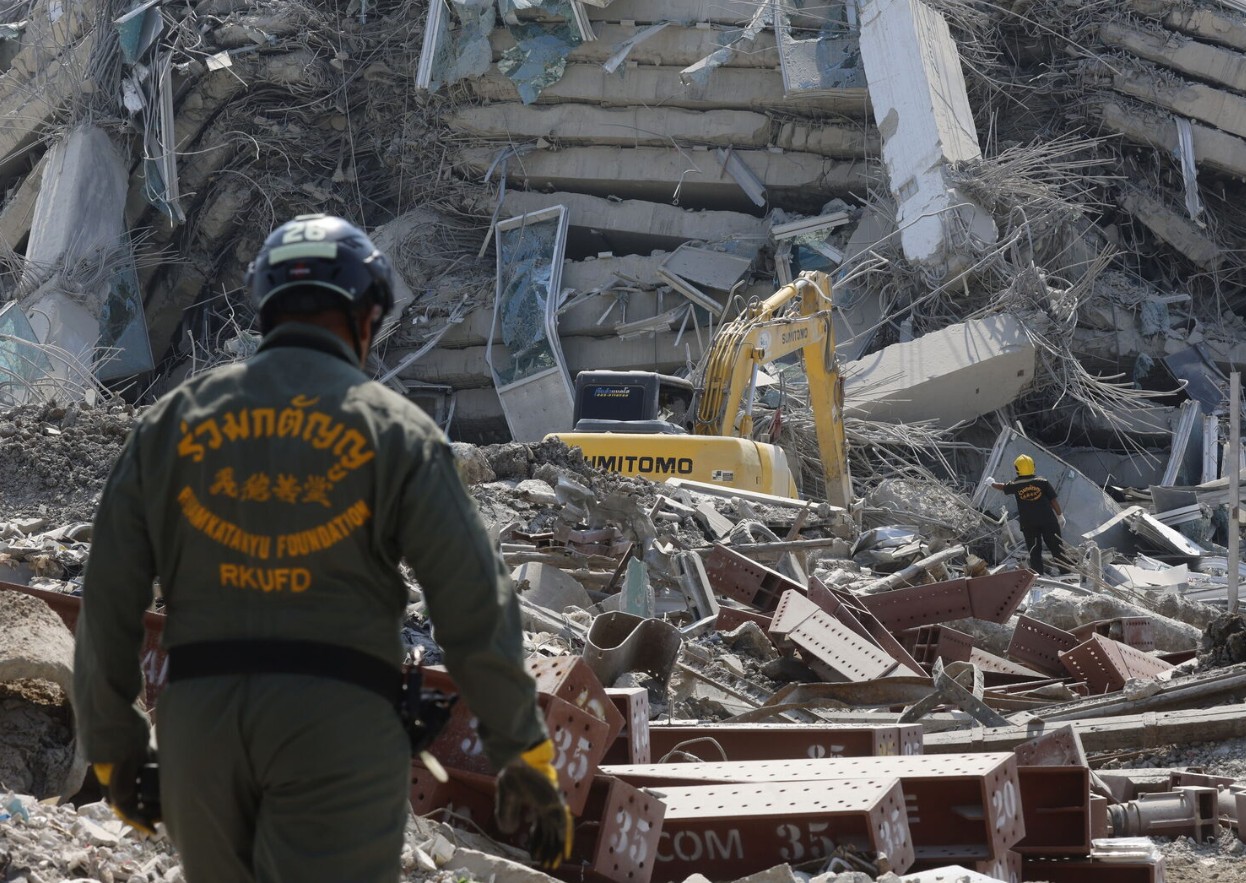 Fuerte terremoto de magnitud 7,7 sacude Birmania y deja daños en Mandalay
