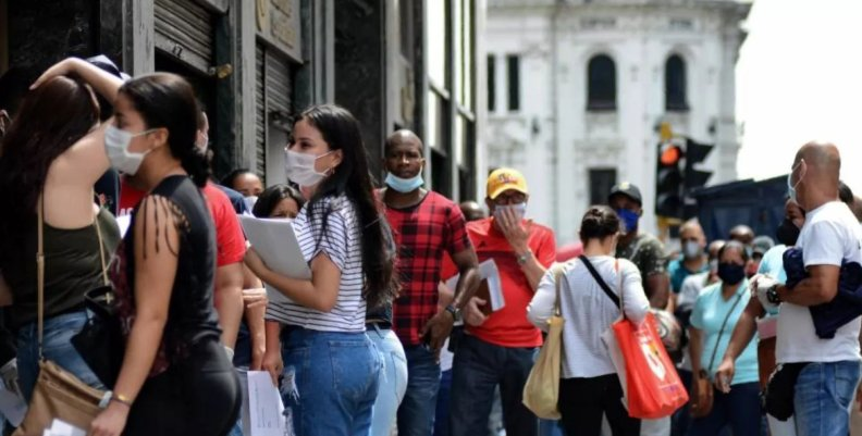 Bucaramanga logró disminuir su tasa de desempleo juvenil de 20,4% a 15,3% Foto: canalcapital