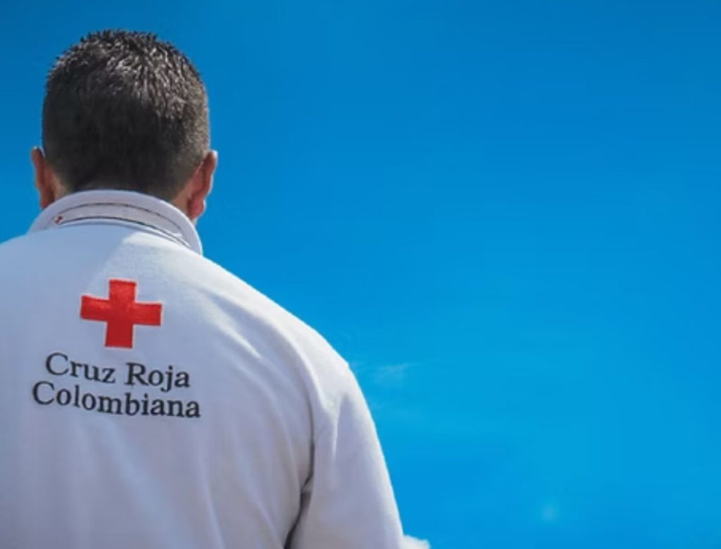 Cruz Roja advierte riesgos de contagio por dengue en Colombia durante la Semana Santa