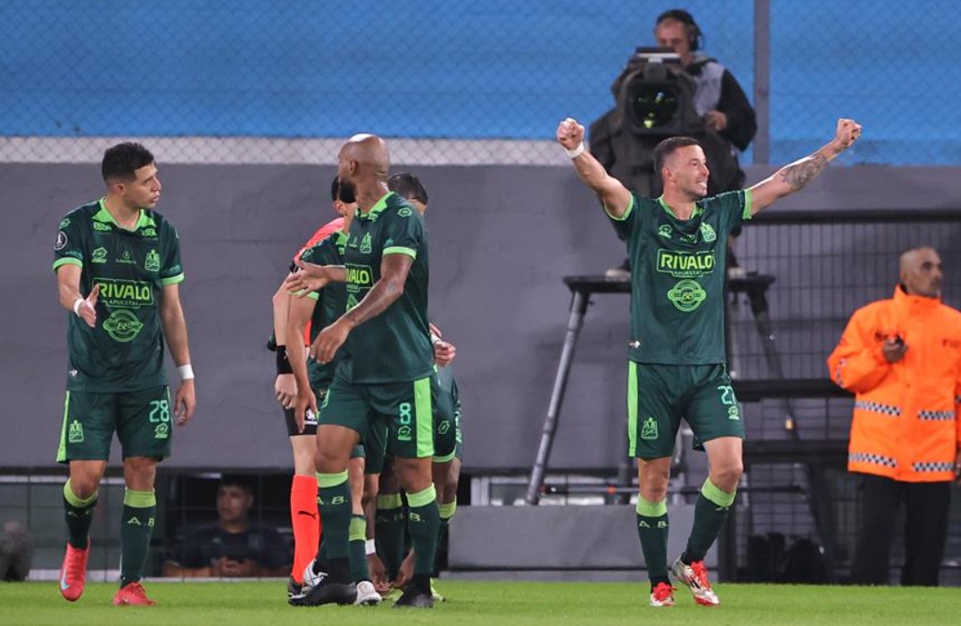 Atlético Bucaramanga vence a Racing en Avellaneda y se gana el apodo de “Bucaramanchester”