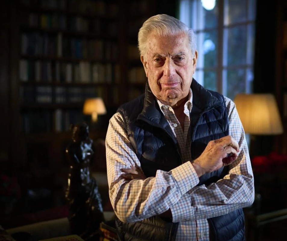 Falleció a los 89 años Mario Vargas Llosa, un gigante de la literatura hispanoamericana