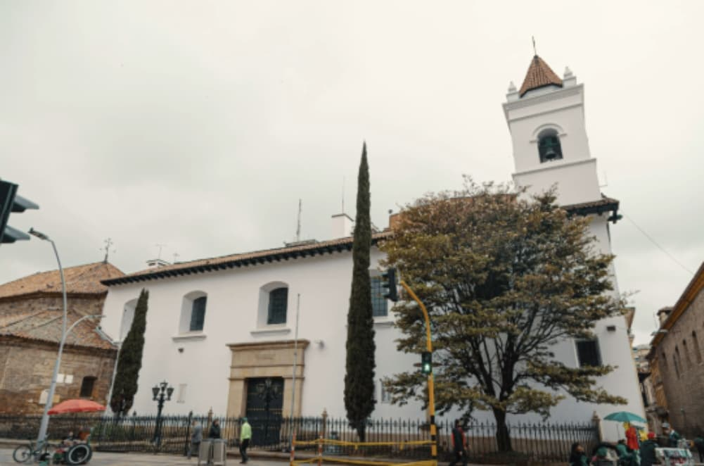 Iglesia De La Veracruz en Bogotá. Foto: Ricardo Báez (Archivo Instituto Distrital de Turismo de Bogotá IDT).