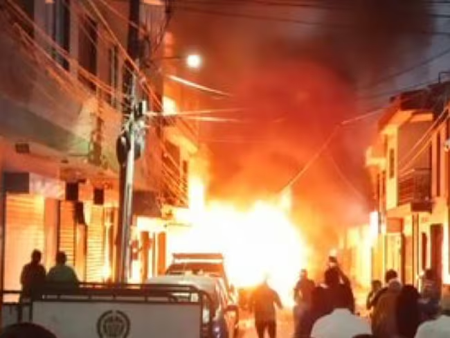 Explosión en La Plata, Huila durante el Jueves Santo. Foto: wradio