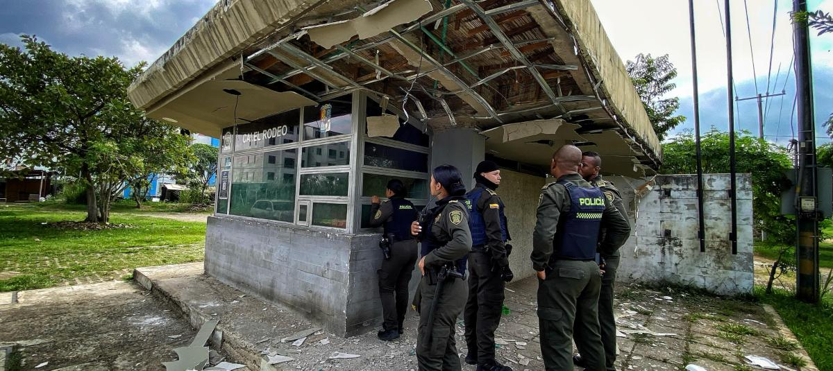 Destrozos en el CAI del barrio El Rodeo, uno de los más críticos en Jamundí. Foto: Santiago Saldarriaga Foto: EL TIEMPO