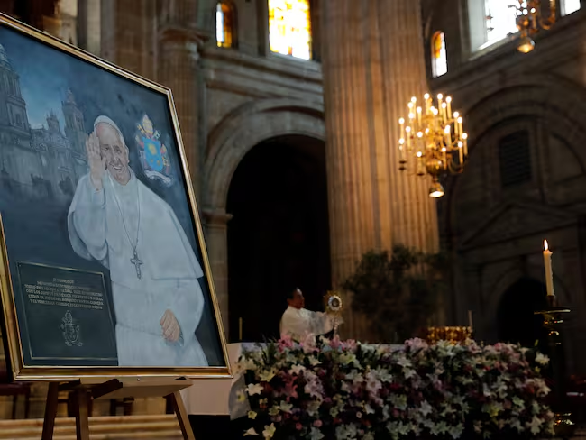 Pintura del Papa Francisco Foto: EFE/ Mario Guzmán / Mario Guzmán (EFE)