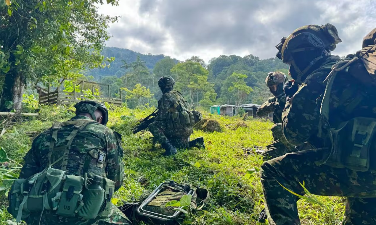 Intensos enfrentamientos entre el Ejército y Clan del Golfo en zona rural de Mistrató, Risaralda