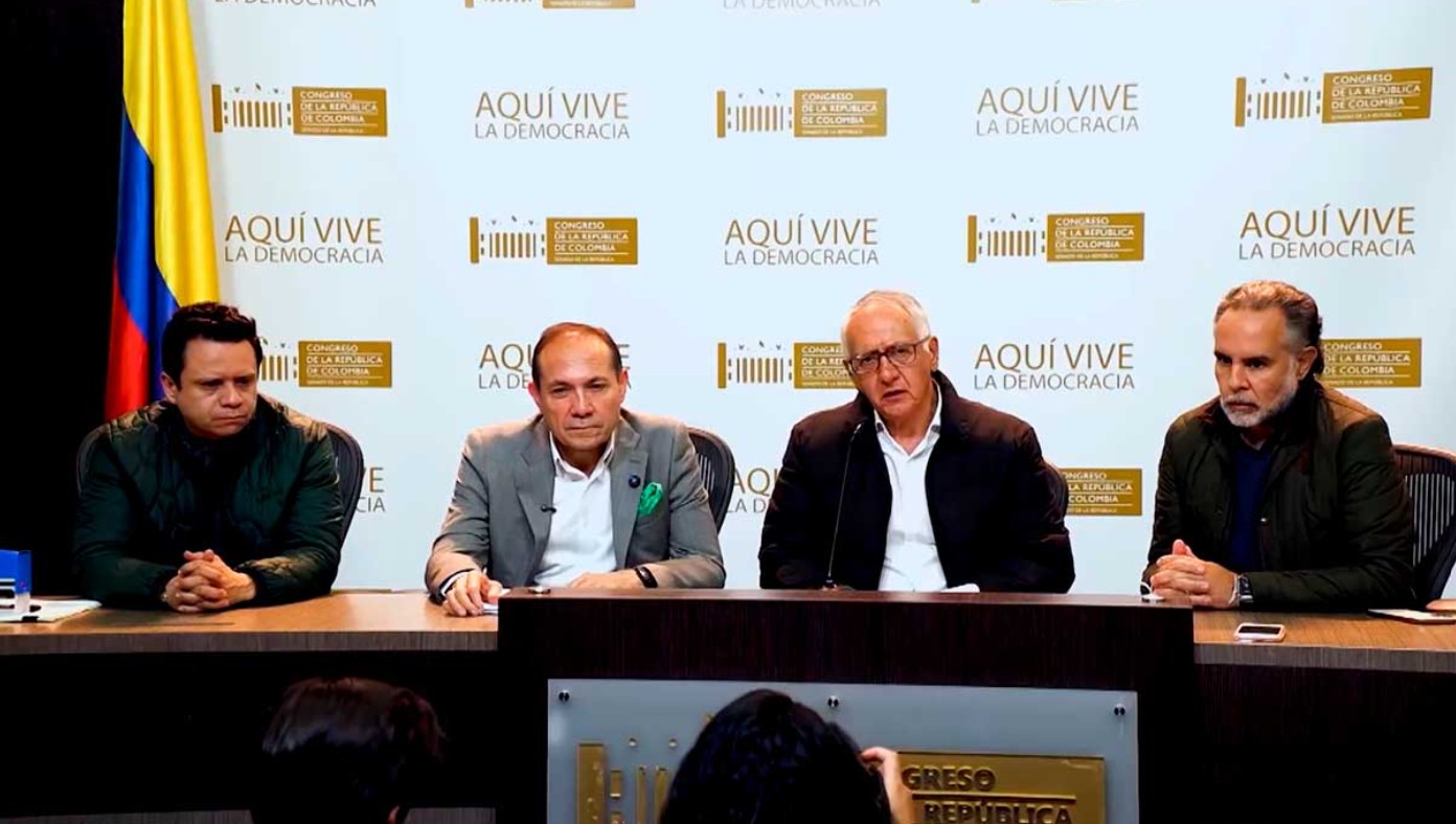 Gobierno radicó consulta popular 2.0 con 16 preguntas clave sobre trabajo, salud y pensiones