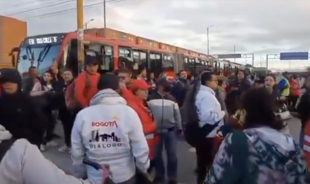 TransMilenio denuncia a líder sindical Fabio Arias por bloqueos durante paro nacional en Bogotá