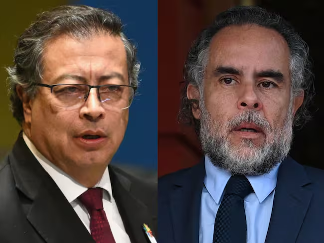 Gustavo Petro y Armando Benedetti. Foto: (Photo by ANGELA WEISS/AFP via Getty Images) / (Photo by YURI CORTEZ/AFP via Getty Images)