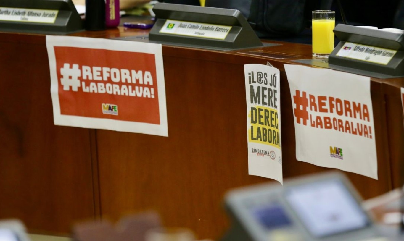 Gobierno anuncia alivios para mipymes tras entrada en vigor de la reforma laboral en Colombia