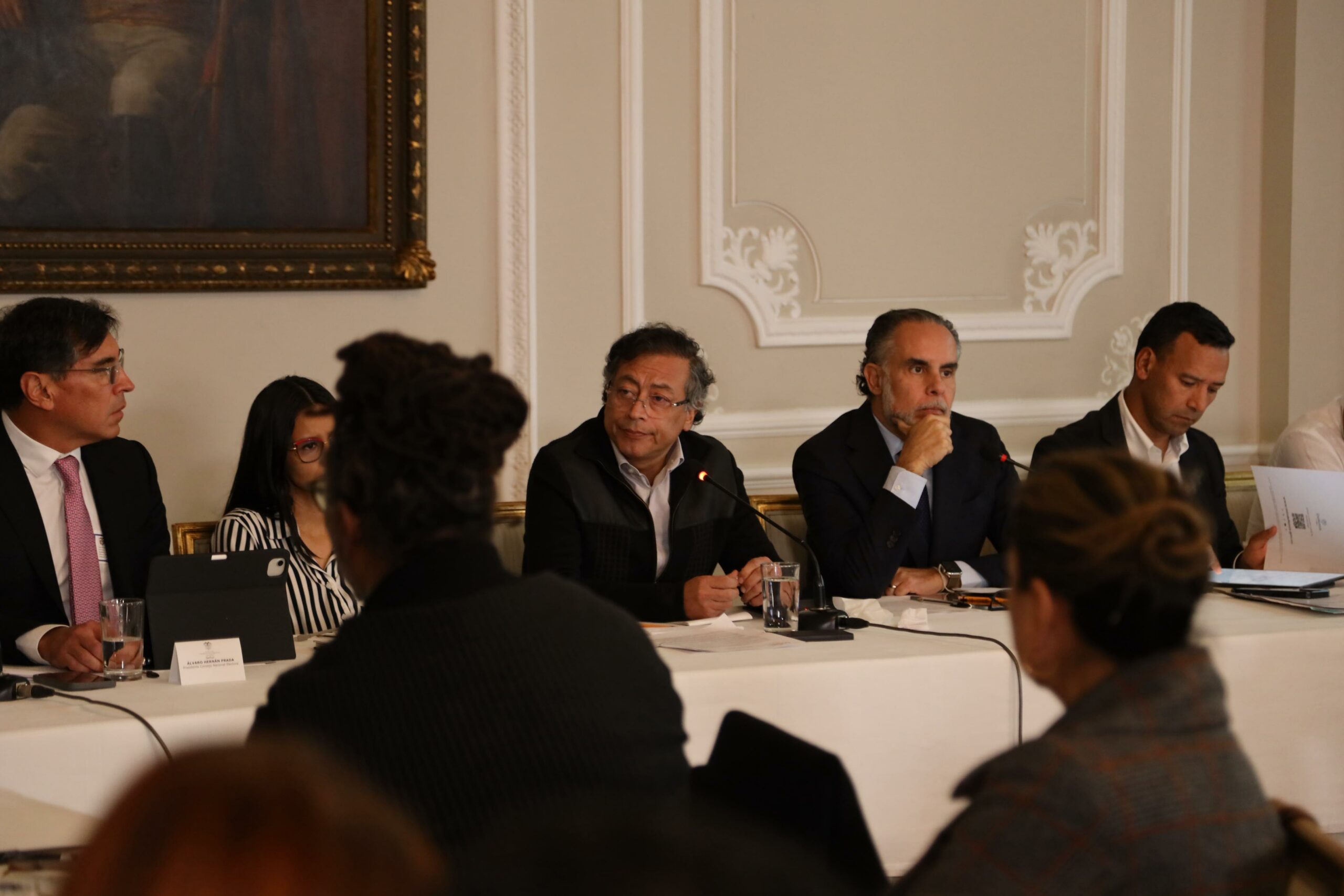 Así es cómo el Gobierno Nacional reforzará la seguridad electoral tras atentado contra Miguel Uribe