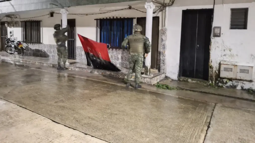 Ataque a estación de Policía de Valdivia, Antioquia. Foto: El colombiano.