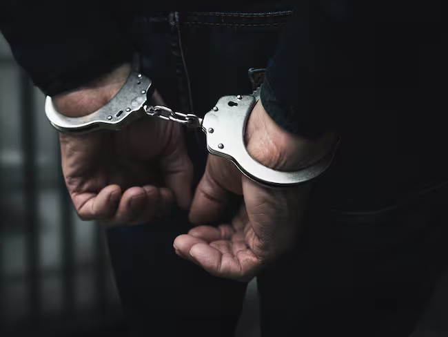 El sistema operaba mediante el pago de personas en Colombia para que cometieran abusos contra menores Foto: GettyImages / ronstik