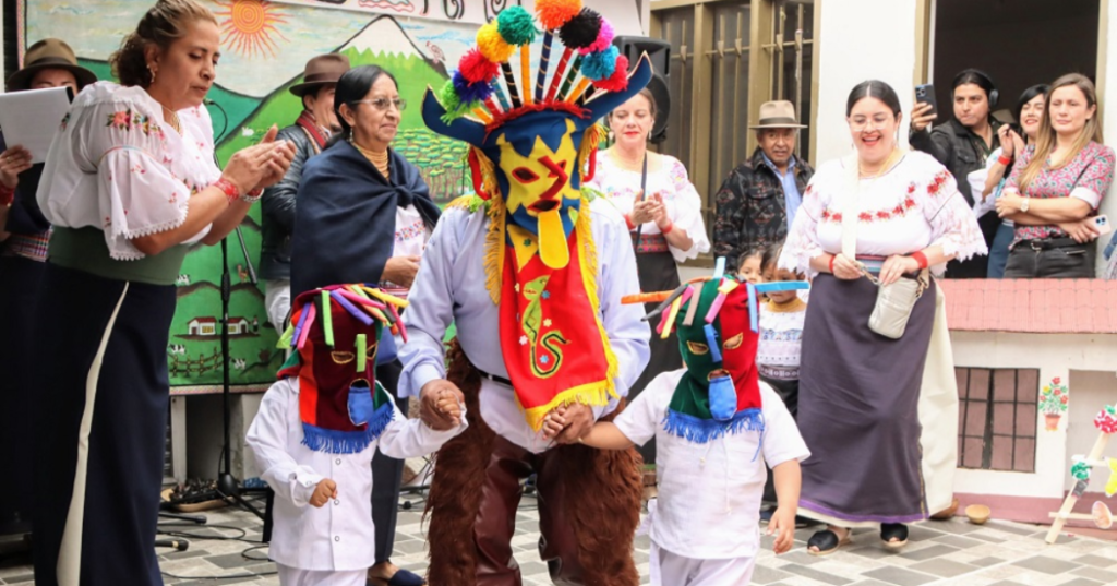 La celebración que continuará durante ocho días en los hogares de la comunidad kichwa del barrio Normandía. Foto: Secretaría de Integración Social