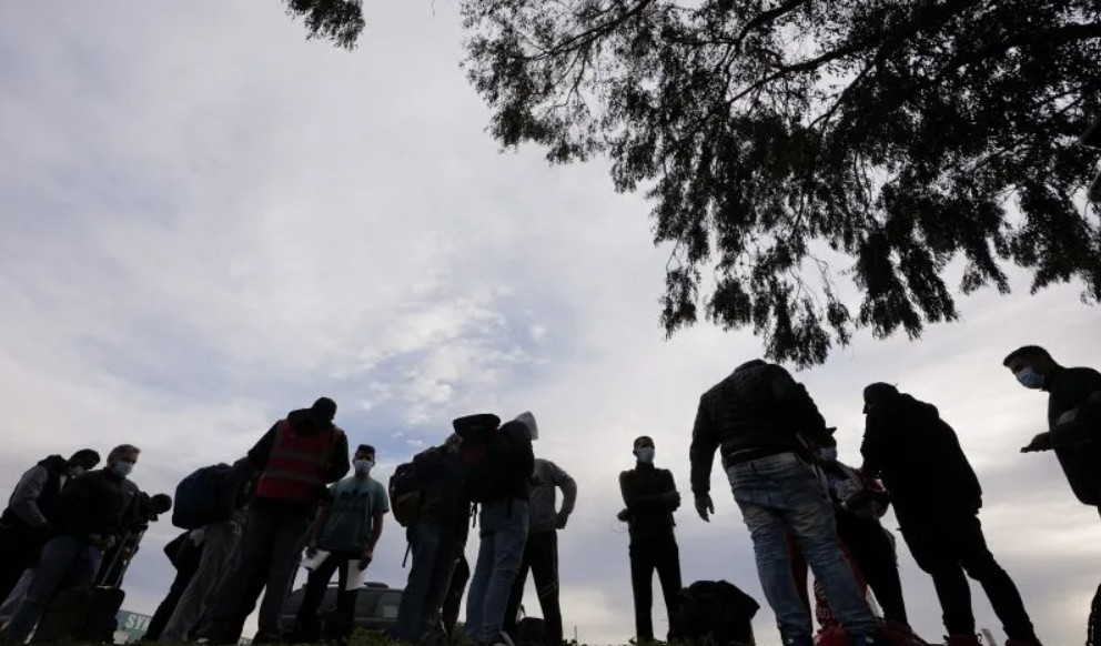 Estados Unidos podría ampliar ley antinazis para expulsar migrantes naturalizados