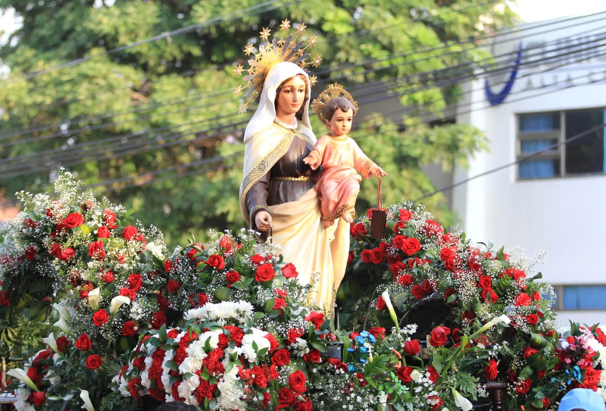 Colombia celebra el Día de la Virgen del Carmen con eucaristías, procesiones y actos culturales en varias ciudades