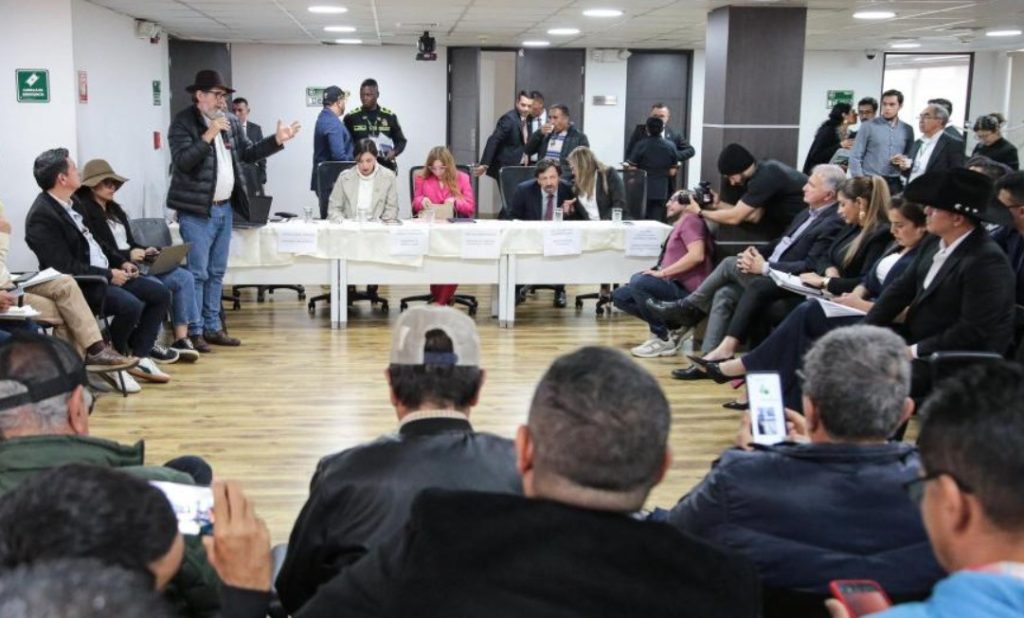 Gobierno y arroceros siguen sin llegar a un acuerdo, productores de papa también protestaron