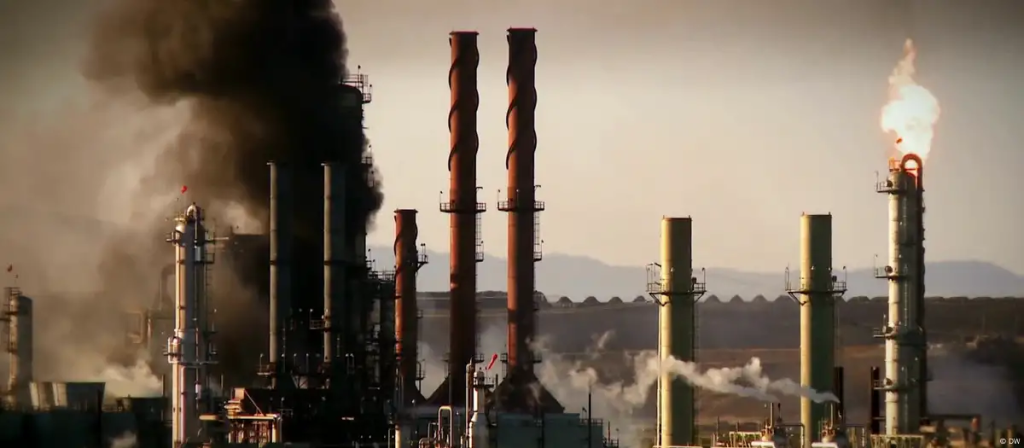 OPEP + aumenta producción. Foto: DW