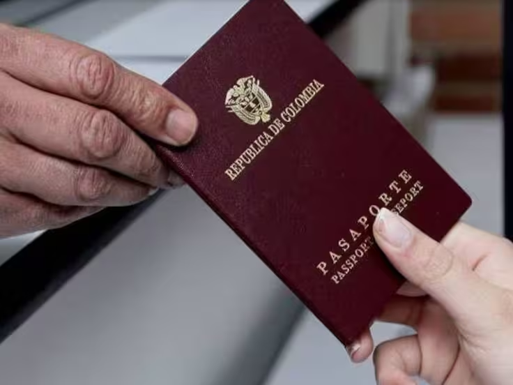 Pasaporte de Colombia. Foto: Cancillería