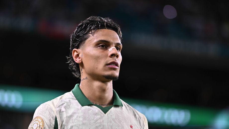 Benfica le ganó el pulso a la Roma por Richard Ríos. Foto: Getty Images