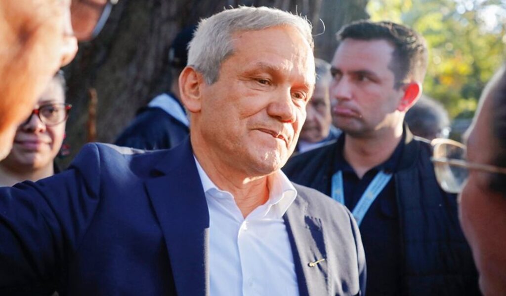 Embajada de Colombia en Nicaragua habría gestionado residencia de Carlos Ramón González en ese país