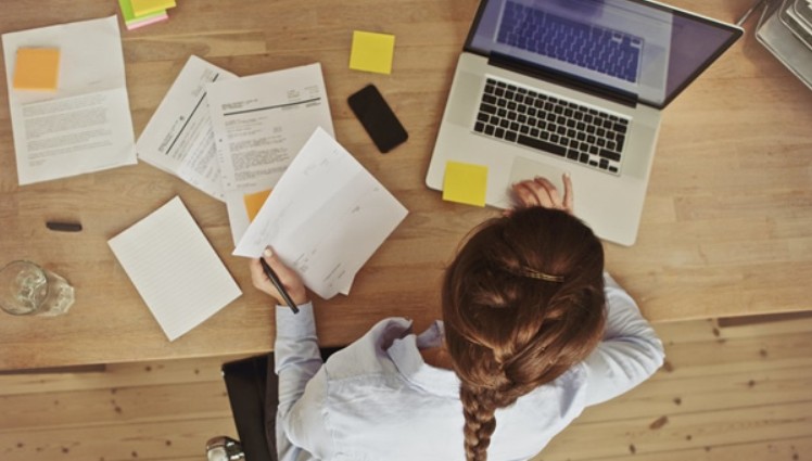 Estudio revela marcada desigualdad económica de mujeres microempresarias