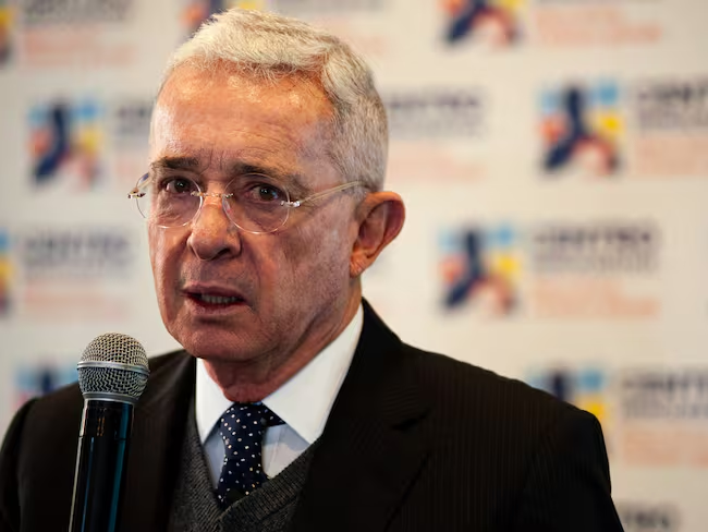 Álvaro Uribe. Foto: Sebastián Barros/Long Visual Press/Universal Images Group via Getty Images.