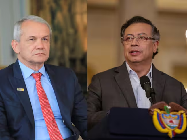 Carlos Ramón González y Gustavo Petro. Foto: wradio