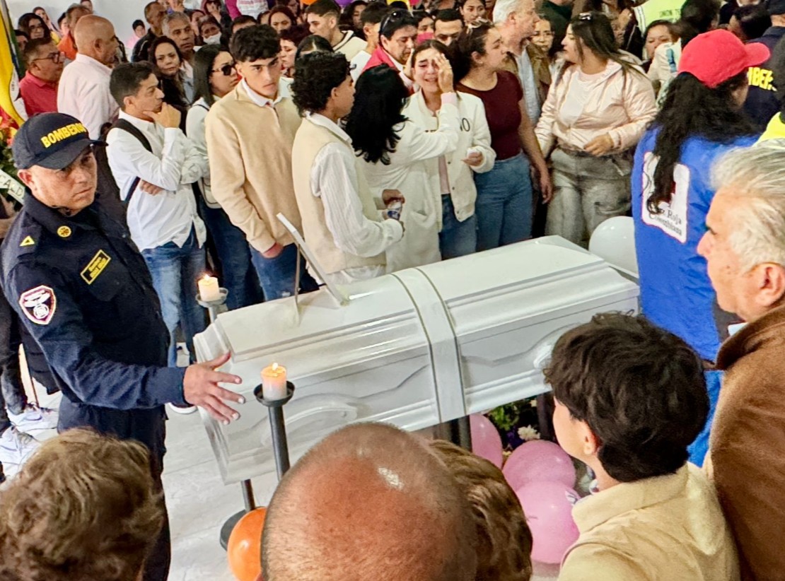 Cajicá despidió a Valeria Afanador, la niña de 10 años hallada sin vida tras dos semanas desaparecida