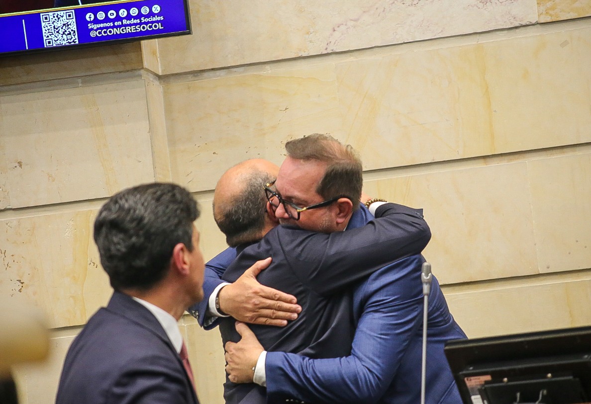 Elección de Carlos Camargo en la Corte Constitucional detona crisis en gabinete Petro